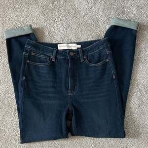 Soft Surroundings Women's Ultimate High Rise Slim Jeans Size 2